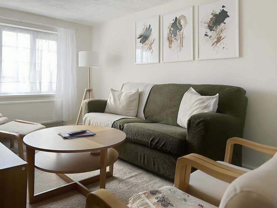 Private Guest House - Double Bedroom, En-Suite And Workspace With Private Entrance, First Floor With No Lift And No Full Kitchen Λέστερ Εξωτερικό φωτογραφία